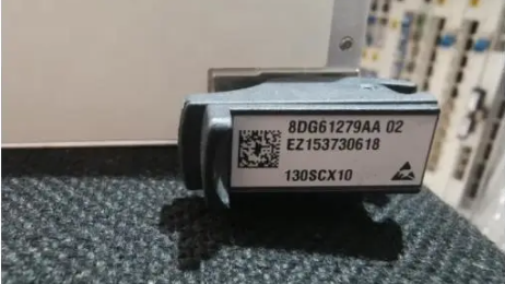 8DG61279AA.3