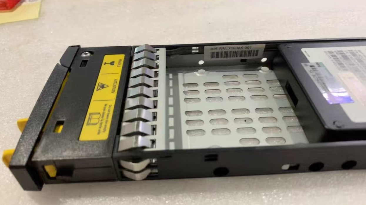 Enterprise grade solid state drive PM1633a 1.92TB U.2 NVMe PCIe high-speed read and write compatible with HPE DL380 Gen10