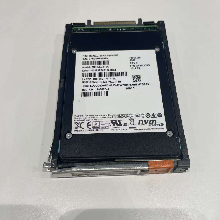 005053079 MZ-WLL3T8C 118000741 MZWLL3T8HAJQ-000C9 PM1723b 3.84TB MVMe SSD in Stock for EMC