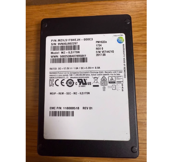 1.92TB SAS solid state drive 005052319 storage rack dedicated PM1633A enterprise level disk body 7x24 hour operation
